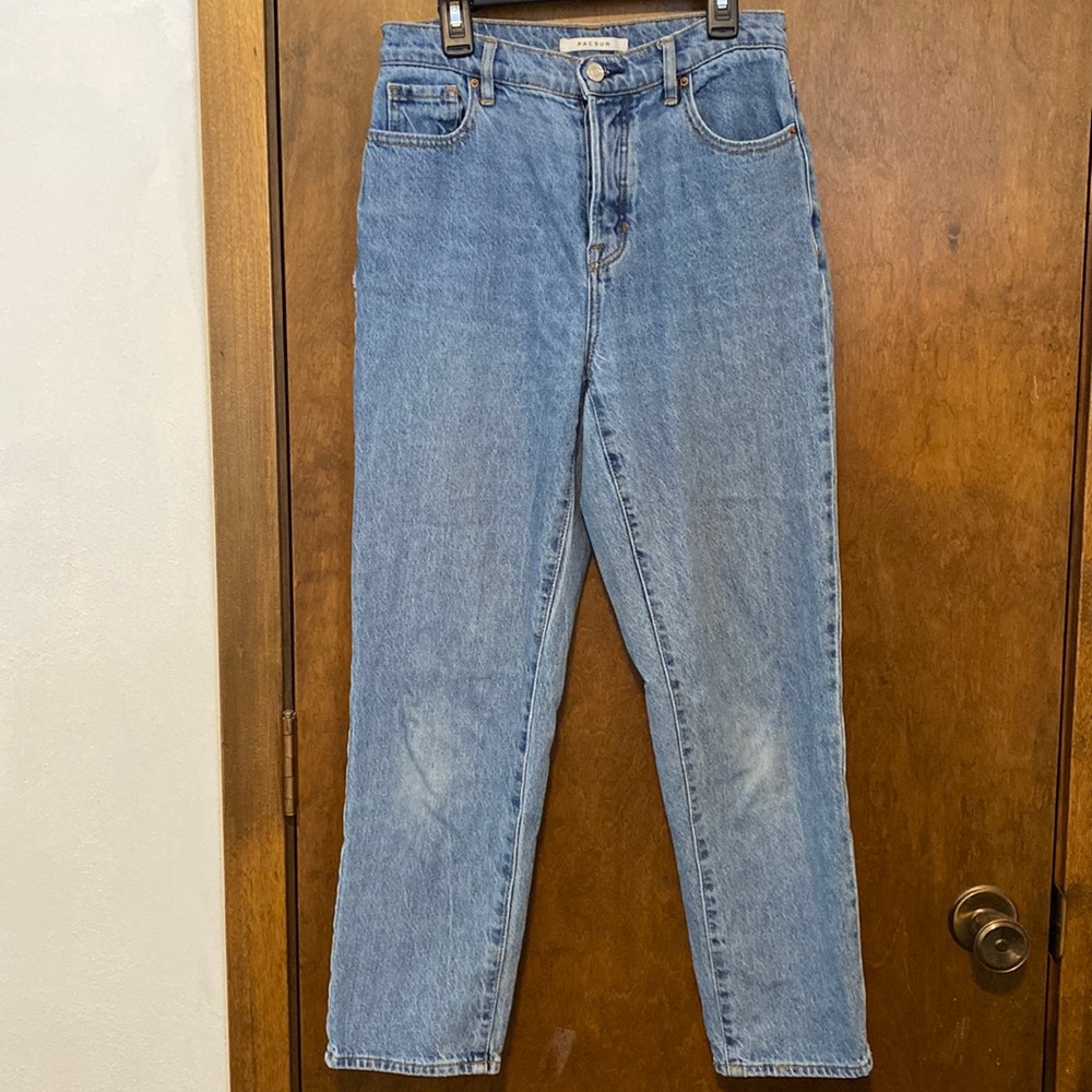 PACSUN high rise straight light washed jeans. 100% cotton = NO stretch! Size 25.